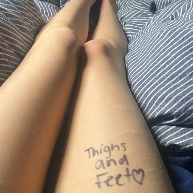 Thighs & Feet (Muslos y Pies)