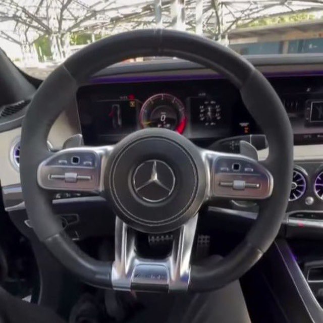 Розыгрыш Mercedes от Пешкарики
